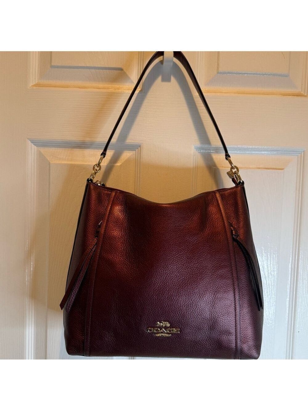 COACH MARLON PEBBLED LEATHER METALLIC WINE - Picture 2 of 16
